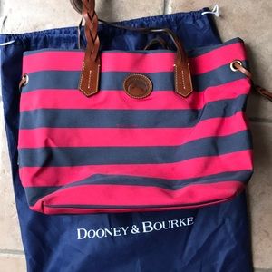 Dooney & Bourke bag